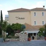 Hotell Aliki 4*