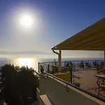 Aliki Hotell