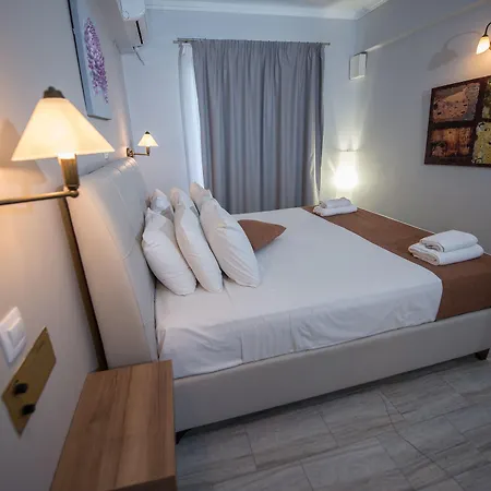 Aliki 4*