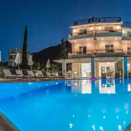 Aliki 4*