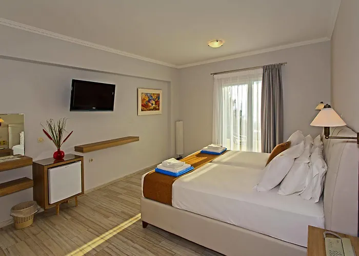 Hotel Aliki 4*